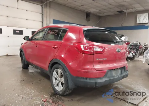 2011 Kia Sportage Lx from USA, damaged, VIN KNDPBCA27B7027071
